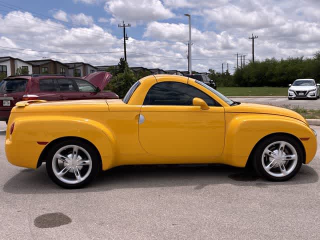 Thumbnail: 2003 Chevrolet SSR - 7