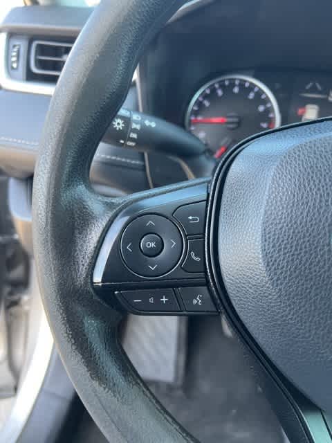 Thumbnail: 2019 Toyota RAV4 - 11