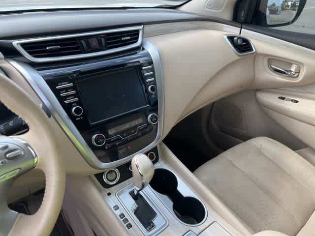 Thumbnail: 2015 Nissan Murano - 17
