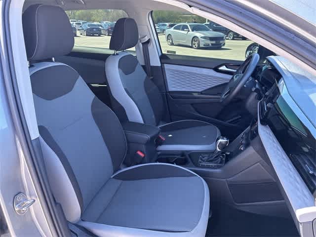 Thumbnail: 2024 Volkswagen Taos - 22