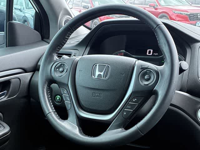 Thumbnail: 2017 Honda Ridgeline - 22