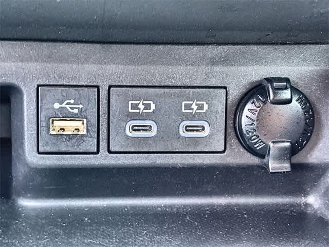 Thumbnail: 2023 Toyota Highlander - 34