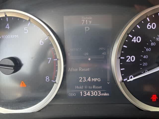 Thumbnail: 2015 Lexus IS - 13