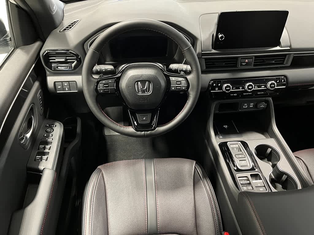 Thumbnail: 2025 Honda Pilot - 15