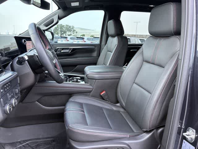 Thumbnail: 2025 Chevrolet Tahoe - 17