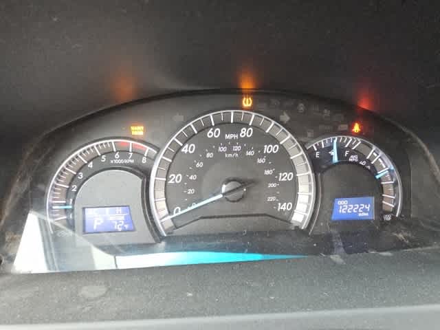 Thumbnail: 2014 Toyota Camry - 12