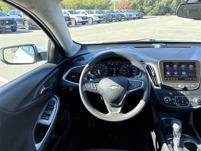 Thumbnail: 2024 Chevrolet Malibu - 23