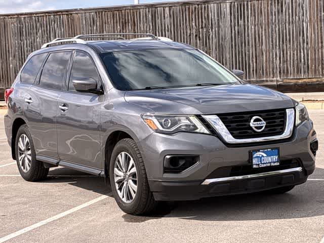 Thumbnail: 2020 Nissan Pathfinder - 8