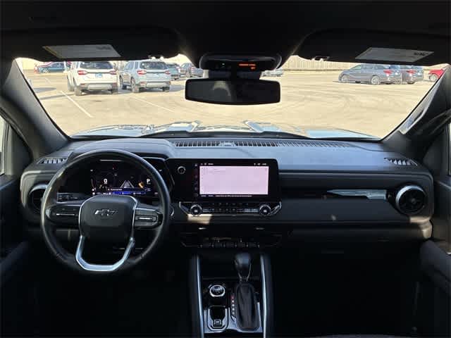 Thumbnail: 2024 Chevrolet Colorado - 16