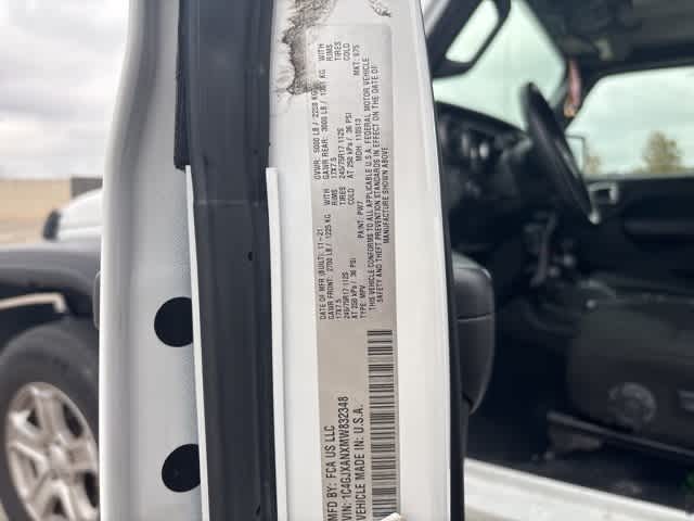 Thumbnail: 2021 Jeep Wrangler - 21