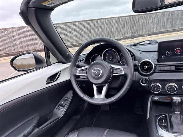 Thumbnail: 2018 Mazda MX-5 Miata - 22