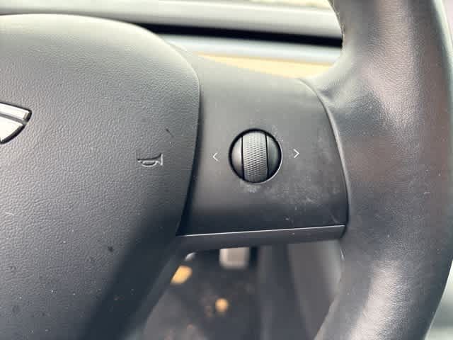 Thumbnail: 2019 Tesla Model 3 - 12