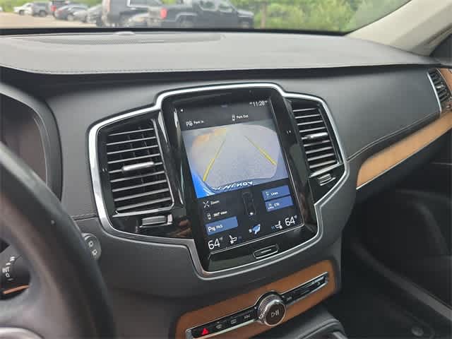 Thumbnail: 2019 Volvo XC90 - 32