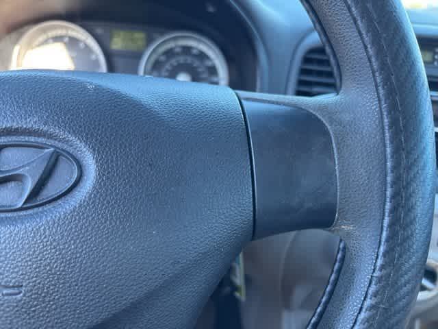 Thumbnail: 2009 Hyundai Accent - 11