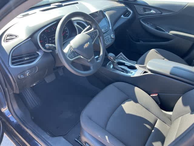 Thumbnail: 2023 Chevrolet Malibu - 9