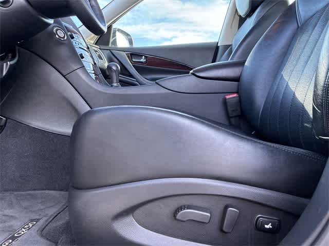 Thumbnail: 2017 INFINITI QX50 - 18