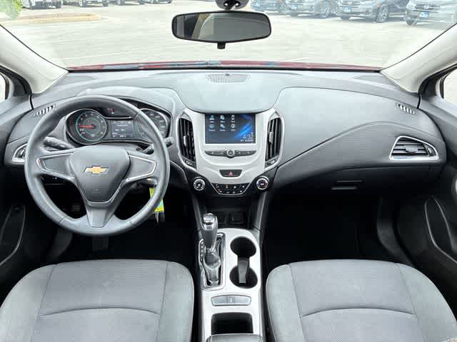 Thumbnail: 2017 Chevrolet Cruze - 16