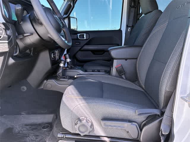 Thumbnail: 2024 Jeep Wrangler - 18