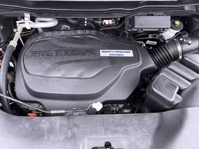 Thumbnail: 2019 Honda Pilot - 15