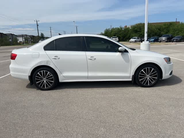 Thumbnail: 2012 Volkswagen Jetta - 6