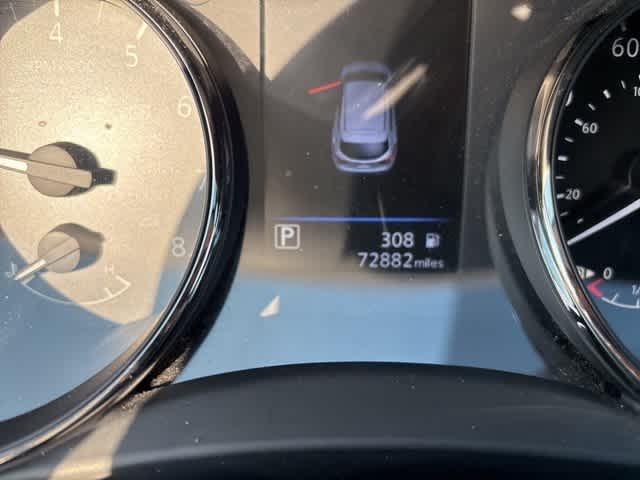 Thumbnail: 2019 Nissan Rogue Sport - 13