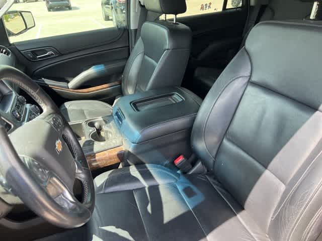 Thumbnail: 2019 Chevrolet Tahoe - 23