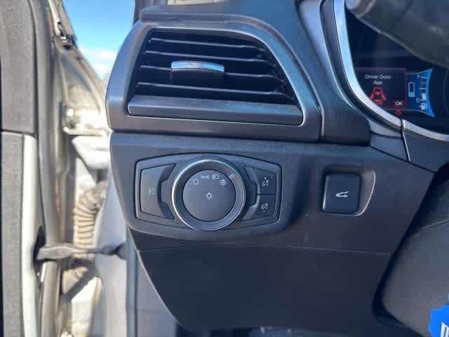 Thumbnail: 2017 Ford Fusion - 10