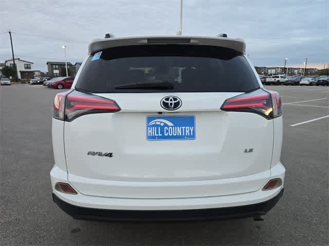 Thumbnail: 2017 Toyota RAV4 - 5