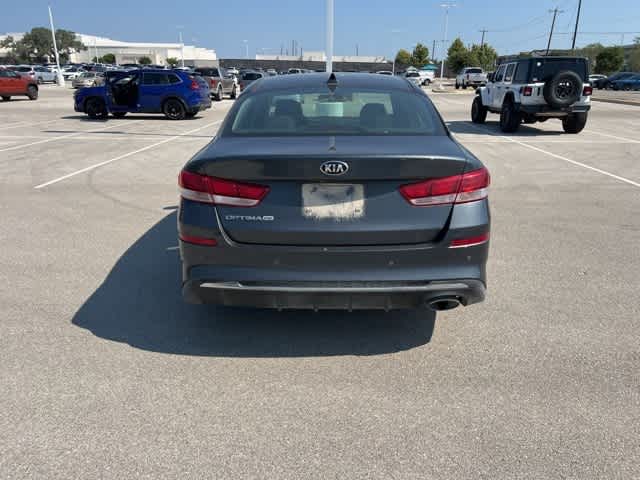 Thumbnail: 2020 Kia Optima - 4