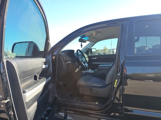 Thumbnail: 2017 Toyota Tundra - 9