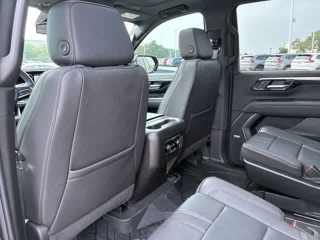 Thumbnail: 2025 Chevrolet Tahoe - 19