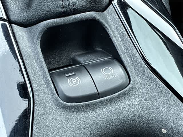 Thumbnail: 2022 Toyota Corolla - 38