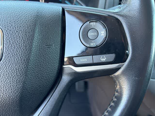 Thumbnail: 2018 Honda Odyssey - 13