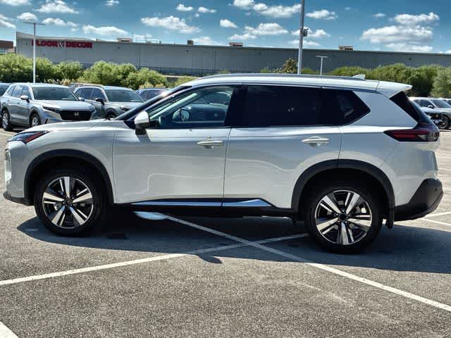 Thumbnail: 2021 Nissan Rogue - 3