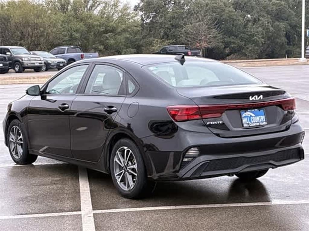 Used 2023 Kia Forte LXS Sedan