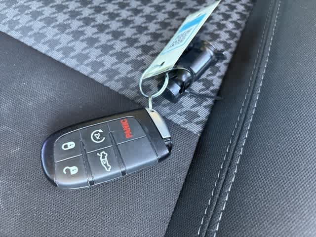 Thumbnail: 2023 Dodge Charger - 22