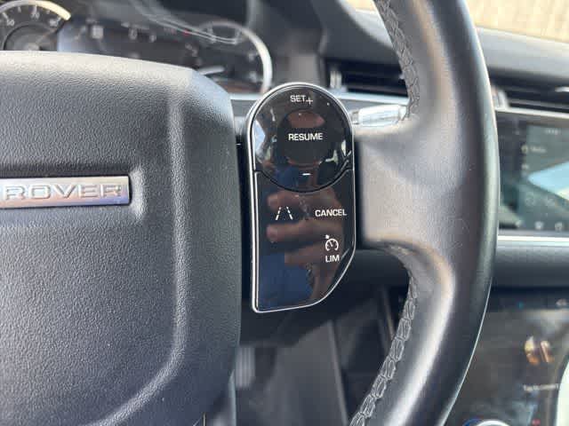 Thumbnail: 2020 Land Rover Range Rover Evoque - 12