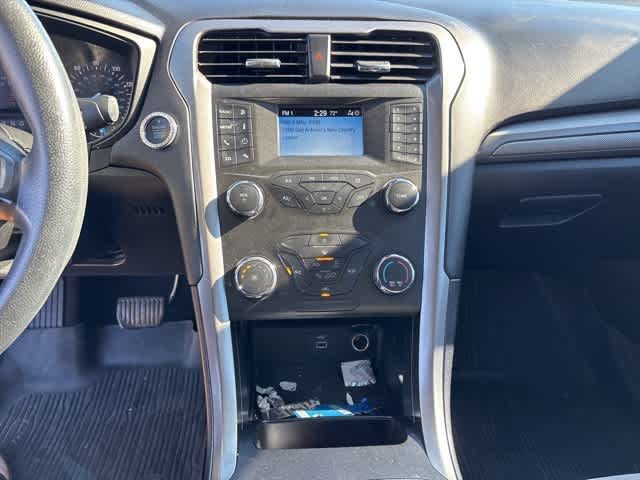 Thumbnail: 2020 Ford Fusion - 17