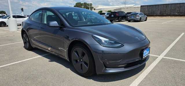 Thumbnail: 2023 Tesla Model 3 - 4