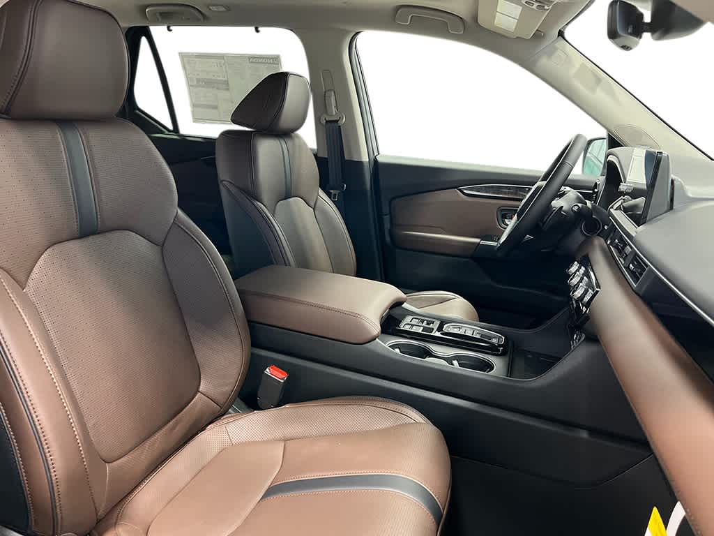 Thumbnail: 2025 Honda Pilot - 38