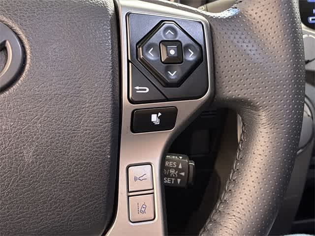 Thumbnail: 2023 Toyota 4Runner - 25