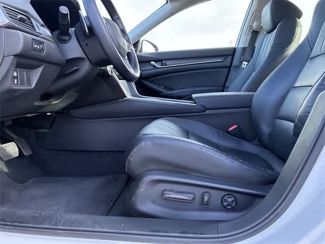 Thumbnail: 2018 Honda Accord - 18