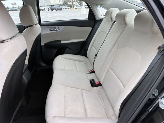 Thumbnail: 2023 Kia Forte - 20