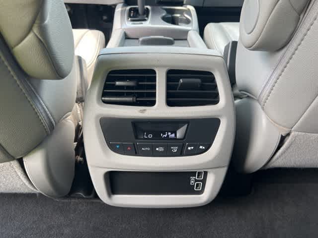 Thumbnail: 2020 Honda Pilot - 20