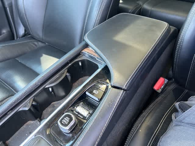 Thumbnail: 2019 Volvo XC90 - 14