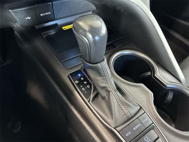 Thumbnail: 2023 Toyota Camry - 33