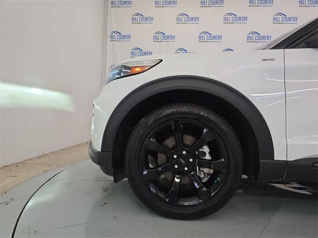 Thumbnail: 2023 Ford Explorer - 14