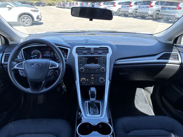 Thumbnail: 2016 Ford Fusion - 16