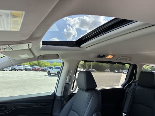 Thumbnail: 2026 Honda Odyssey - 20