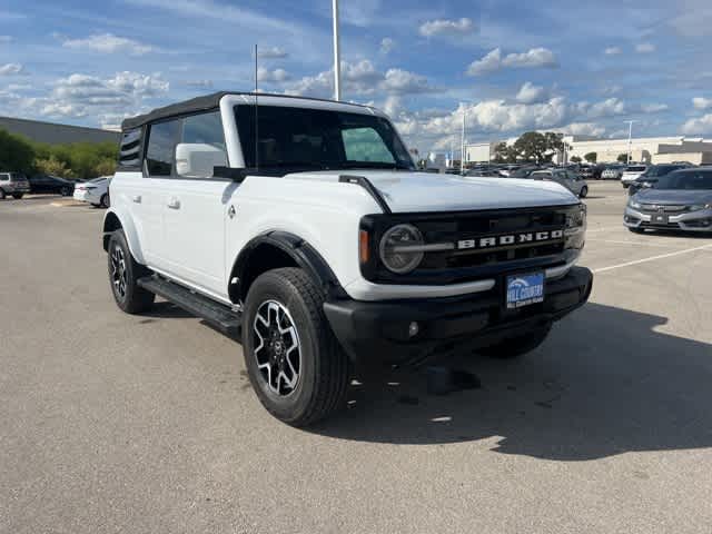 Thumbnail: 2022 Ford Bronco - 7